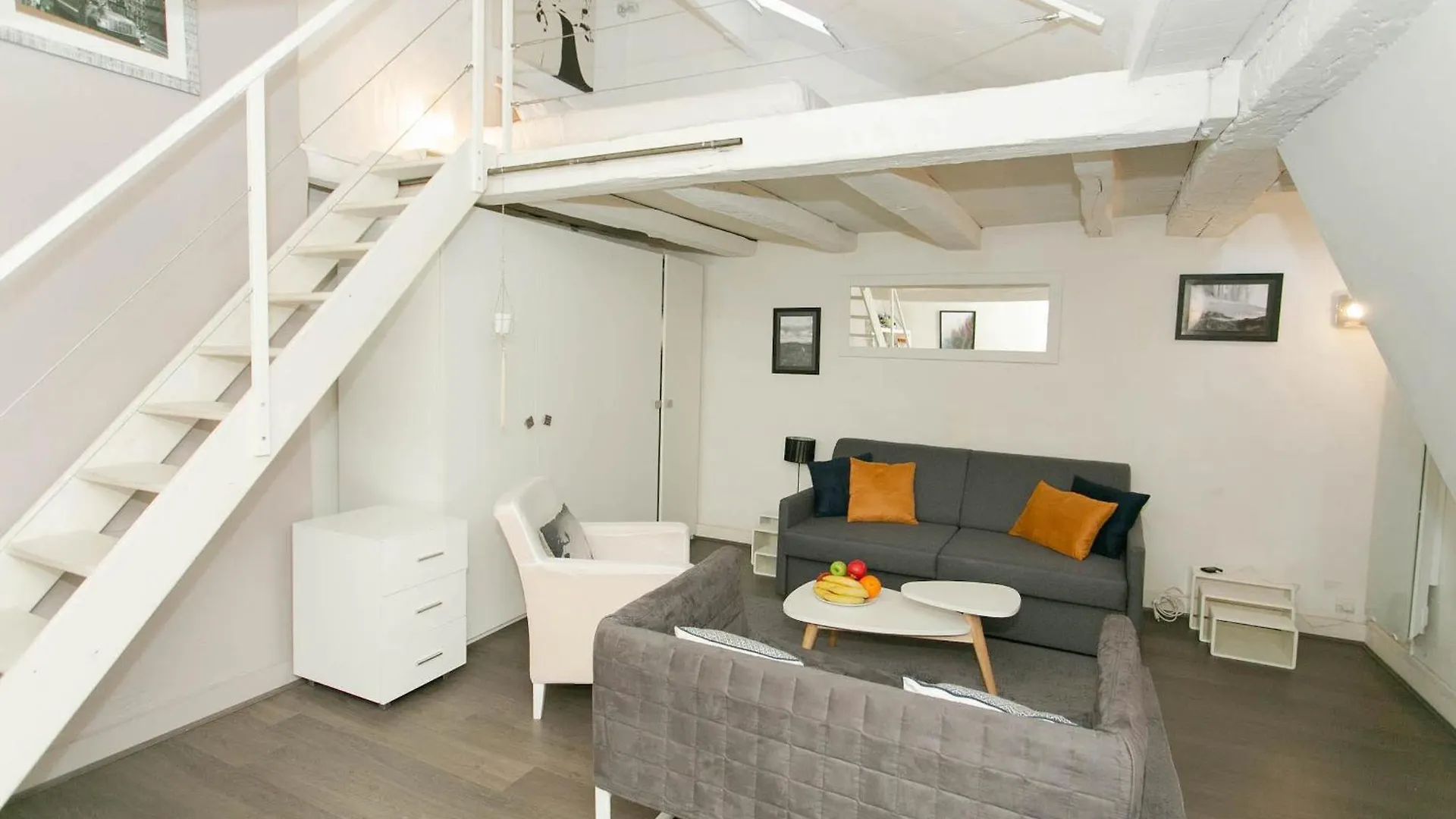 Ile Saint Louis 1br - Cityapartmentstay Paris